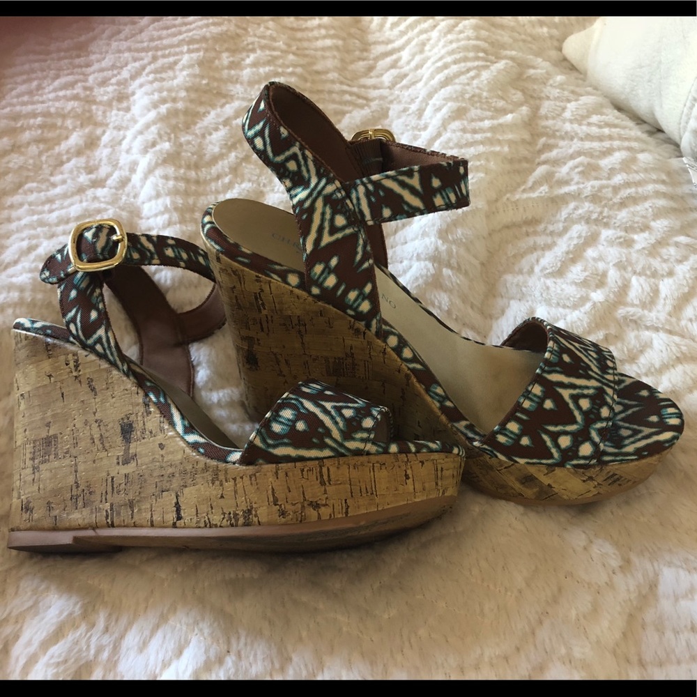 Multi colored wedges